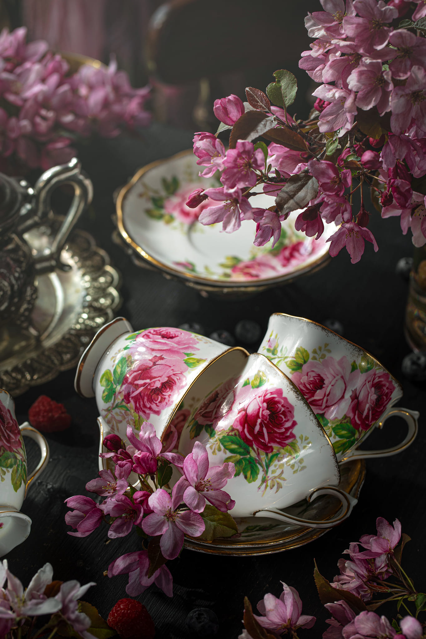 Floral pattern tea cups